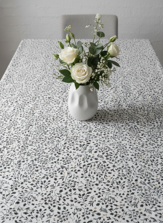 Holly Tablecloth - Large - Premium Home Decor by Moraari