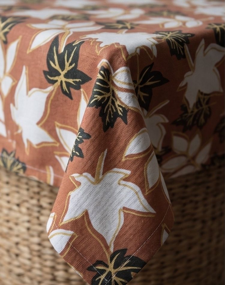 Autumn Grove Cotton Tablecover corner view