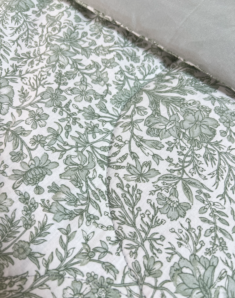 Meadow Reversible Quilt - Double