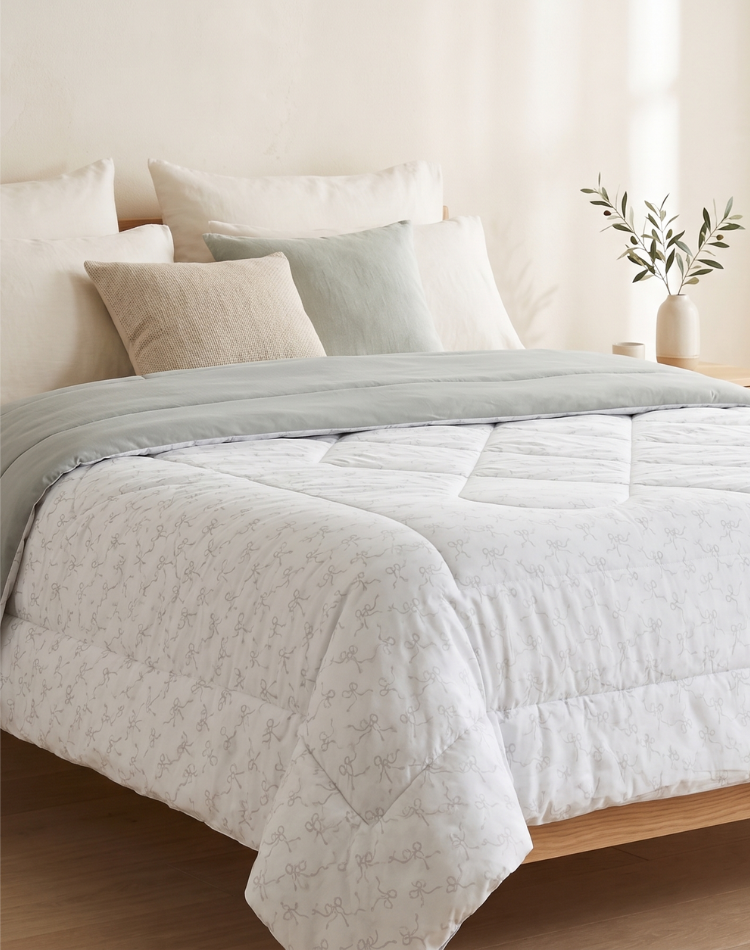 Grey Bows Reversible Quilt - King