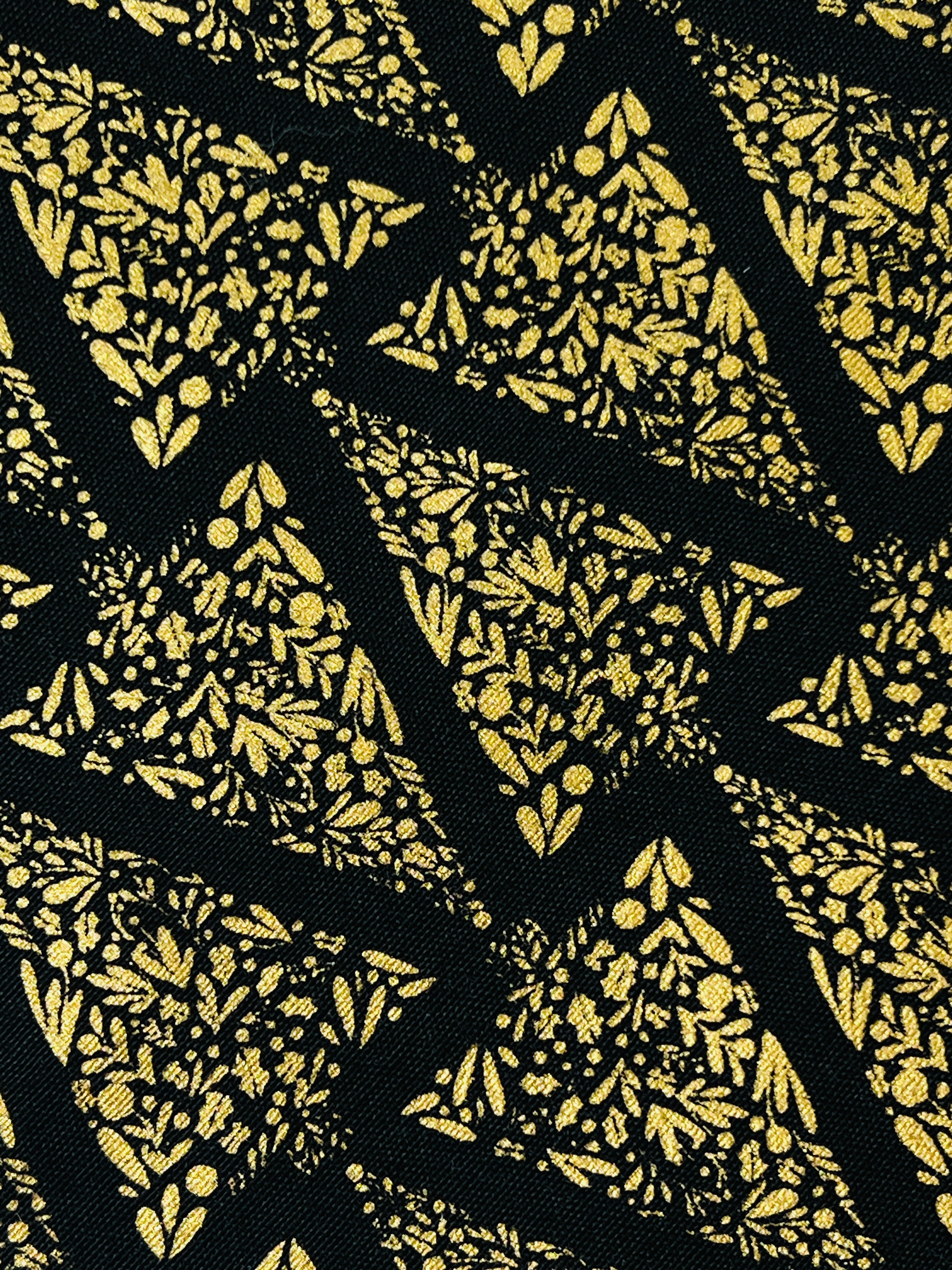 Gold Tinsel Table Runner - Premium Home Decor by Moraari