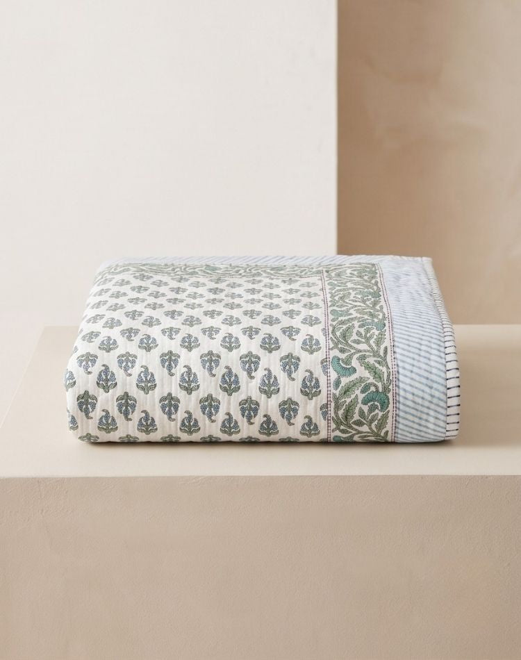 Mughal Buta AC Quilt - Mulmul folded