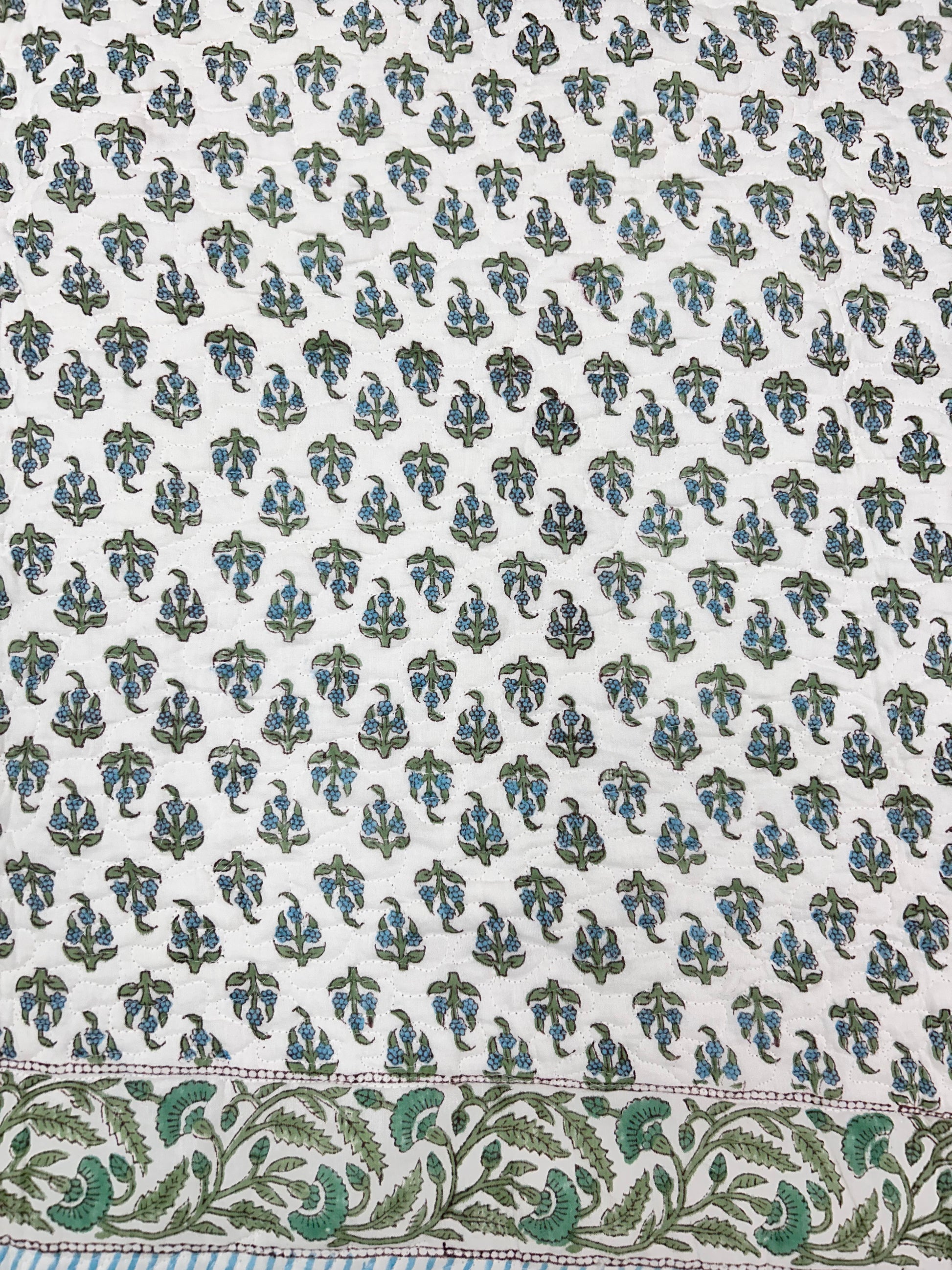 Mughal Buta AC Quilt - Mulmul - Premium Home Decor by Moraari