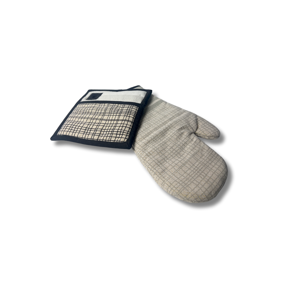 Kosh Grid Oven Mitt & Pot Holder Set - Premium Home Decor by Moraari