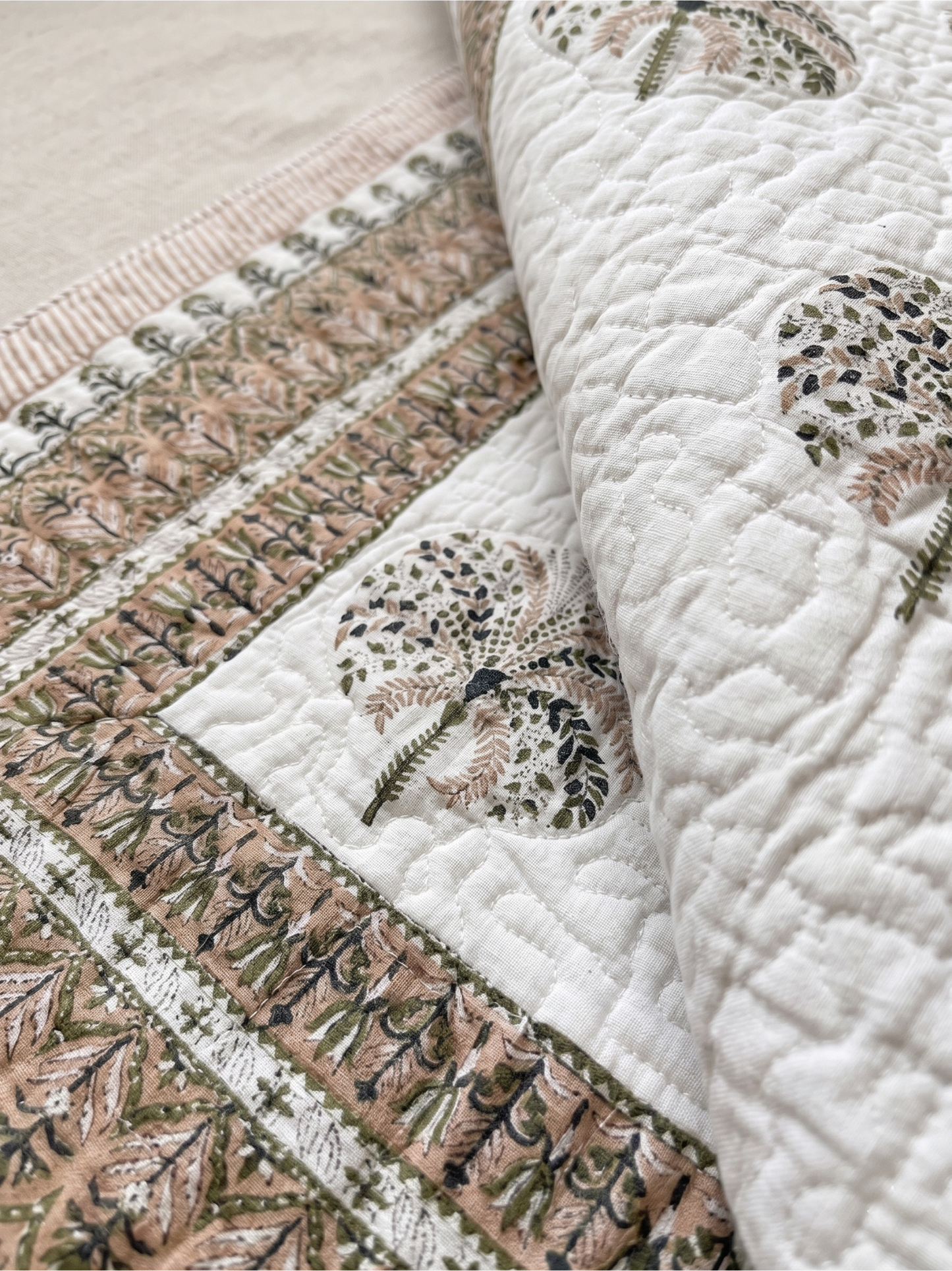 Taal Bagh Reversible AC Quilt - Mulmul - Premium Home Decor by Moraari