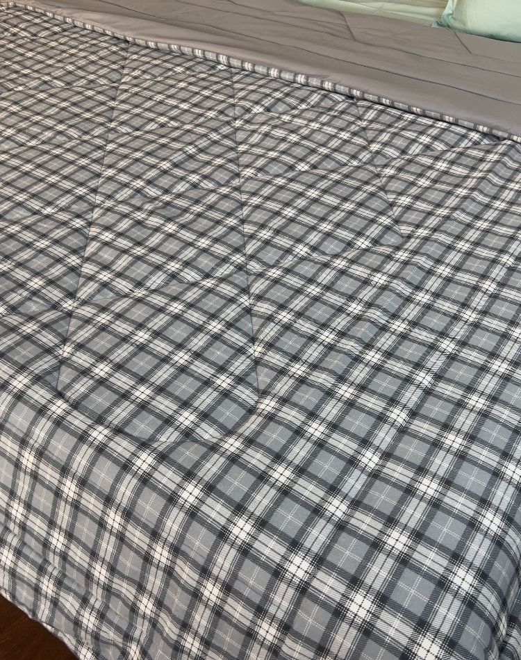 Plaid Check Reversible Quilt - King