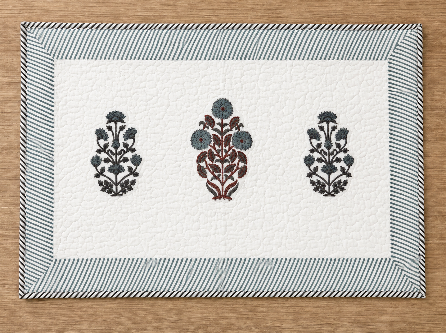 Slate Poppy Reversible AC Quilt - Mulmul - King